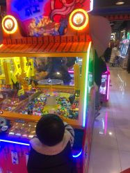 -哈尼鹿儿童乐园(长沙梅溪湖步步高店)