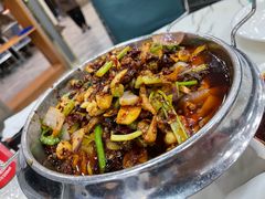 -凤凰路何眼镜香辣蟹(花果园店)