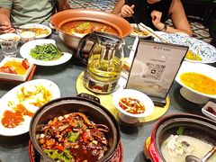 -江宴渔村·鱼鲜土菜(紫荆广场店)