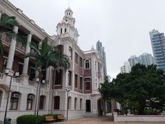 -香港大学