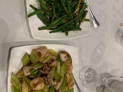 -半岛海鲜酒家