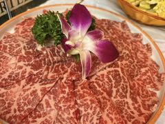 -鲜入围煮花胶鸡海鲜火锅