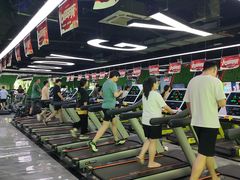 -宝德龙游泳健身