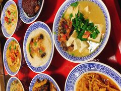 -蓝田九大碗民俗食府(蓝田店)