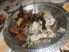 -小鱼小牛·鱼牛干锅·脆鱼火锅(世欧广场店)