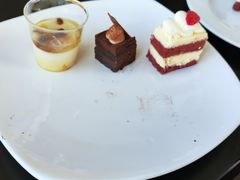 -上海漕河泾万丽酒店