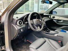 -上海星瀚奔驰4S店(红柳路店)