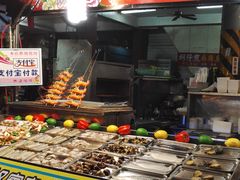 -六合夜市