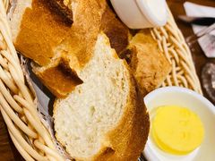 餐前包-Entrecôte 法国牛扒馆(保利·时光里店)