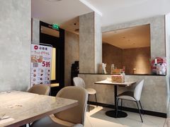 大堂-必胜客(WOW中心城店)