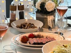 -MONICH牛排融合餐厅(和义大道购物中心店)