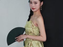 -金夫人化妆摄影职业培训学校