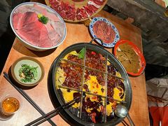 -周小明火锅(黑金冠社区店)