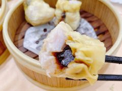 黑蒜烧麦-聚彩居三和酒楼•老字号粤菜(南城店)
