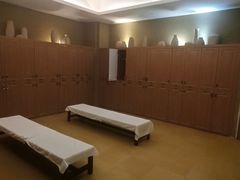 换洗室-汤泉良子·沐足·颂钵疗愈·SPA(珠江新城店)