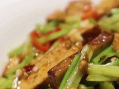 -建辉湖南土菜馆(南大街店)