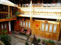 -五花石之旅客栈