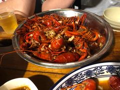 -琥珀老六龙虾(四里河店)
