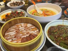 -川流不息·地道川菜·小龙虾(松东路店)