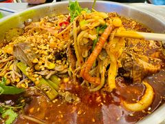 -蓉三少冒烤鸭·四川小吃集(北京首店)