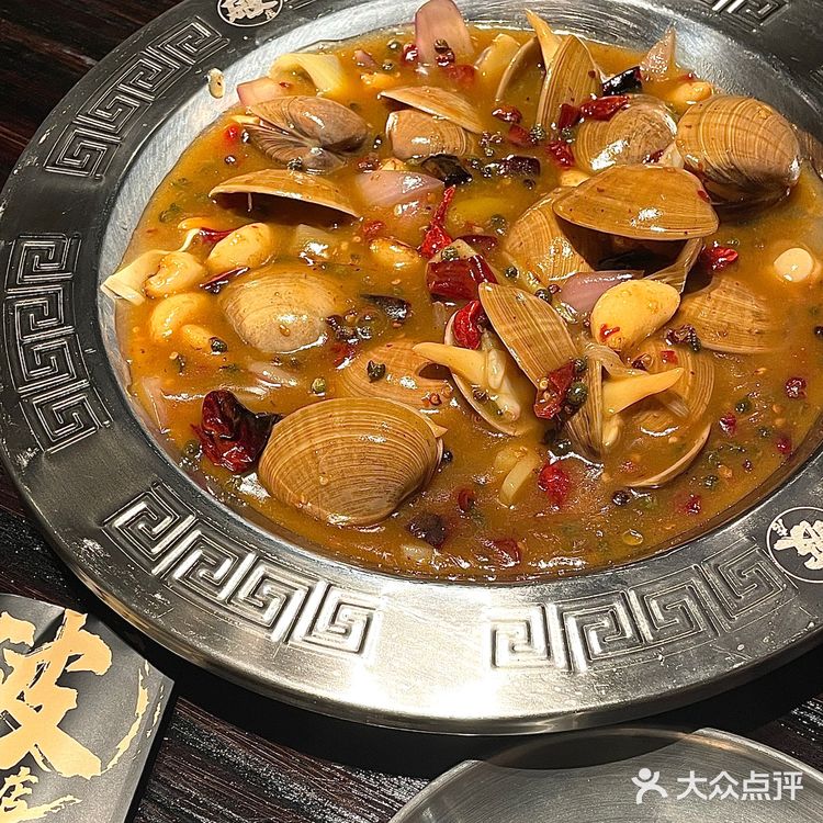 破店泉州首店‼️东北烧烤排队王