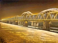 -人民防洪胜利纪念塔