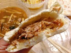 -维也纳国际酒店·西京医院胡家庙地铁站店