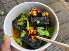 -黑色经典臭豆腐·湖南特产(坡子街店)