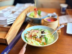 -芸南道·过桥米线(昆明老街旗舰店)
