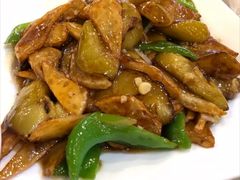 -鹤乡东北菜(崮山路店)