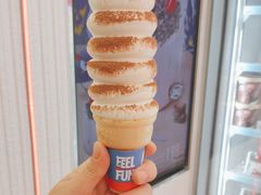 -DQ·蛋糕·冰淇淋(五棵松万达店)