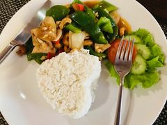 腰果炒鸡-Old House Restaurant