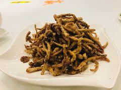 -老船夫婚宴婚庆会馆(延吉路店)