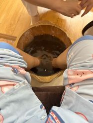 -卓玥国际月子会所(罗山路店)