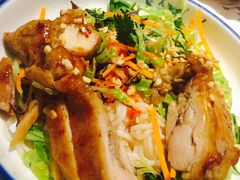 -美奈小馆·越南料理(中航城君尚购物中心店)