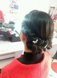 -双双化妆造型工作室