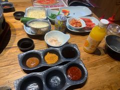 -金刚山黑牛炭火自助烤肉(西大望路店)