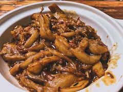 鱼香茄子煲-甜甜屋(解放中路店)