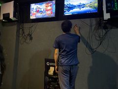 -VR 间客漫·PS电玩·虚拟现实包间游戏电竞(街道口店)