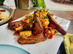 -鸿运美食府
