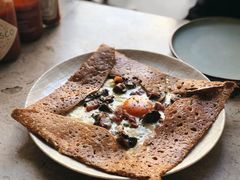 鸡蛋蘑菇熏肉荞麦可丽饼-RAC BAR(安福路店)