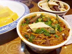 羊血豆腐冒饸饹-独秀小吃(蓝田店)