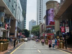 -八一路好吃街(雨田商务大厦店)