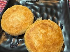 -香巴拉云南餐厅(华莱坞店)