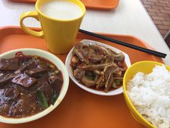 -六和餐饮(东城根店)