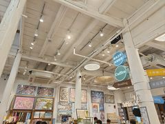 -猫的天空之城概念书店(杭州南宋御街店)