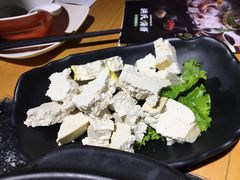 -洪氏嗨捞·广东猪肚鸡·椰子鸡火锅(西咸万象城店)