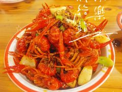 -冶建镜子·老南昌大排档·江西虾王(总店)