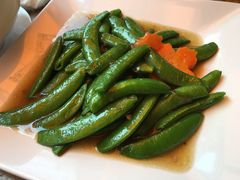 -J Daeng Seafood