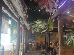 -城墙拐拐火锅(三峡广场黑金冠店)
